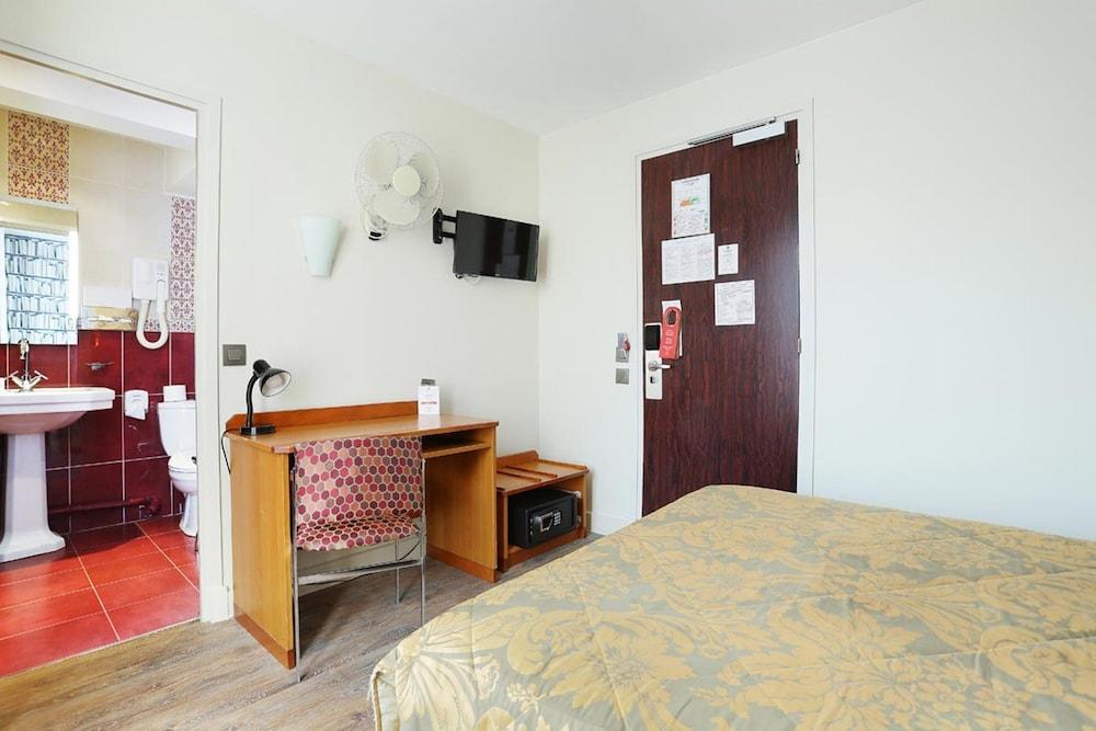 Hotel De La Boetie Париж Екстер'єр фото